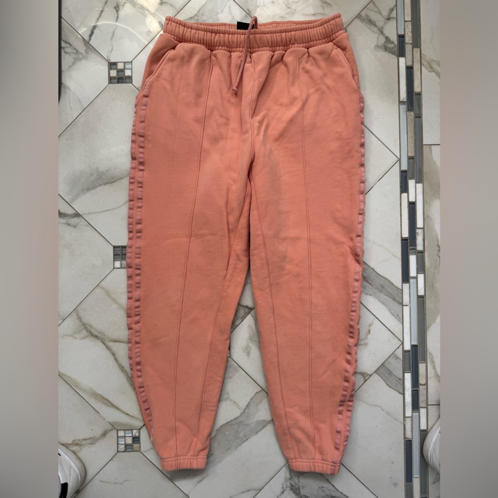 IVY PARK Dusty Rose Hooded Cropped Sweatshirt & Joggers - Picture 3 of 12